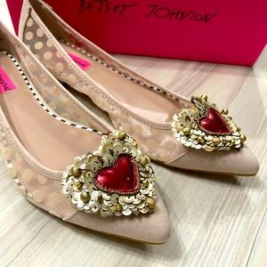 Betsey Johnson • Phoebe Sequin Heart Mesh Dot Pointed Toe Flats Ballet Pink 7.5
